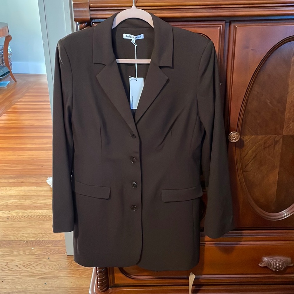 NWT Reformation Jacques Long Fitted Blazer in Chocolate Brown NWT Reformation